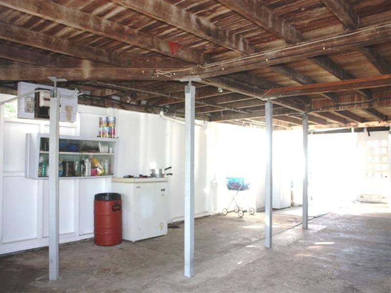 6 Dingyarra Street, Toogoolawah QLD 4313