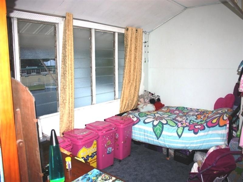 6 Dingyarra Street, Toogoolawah QLD 4313