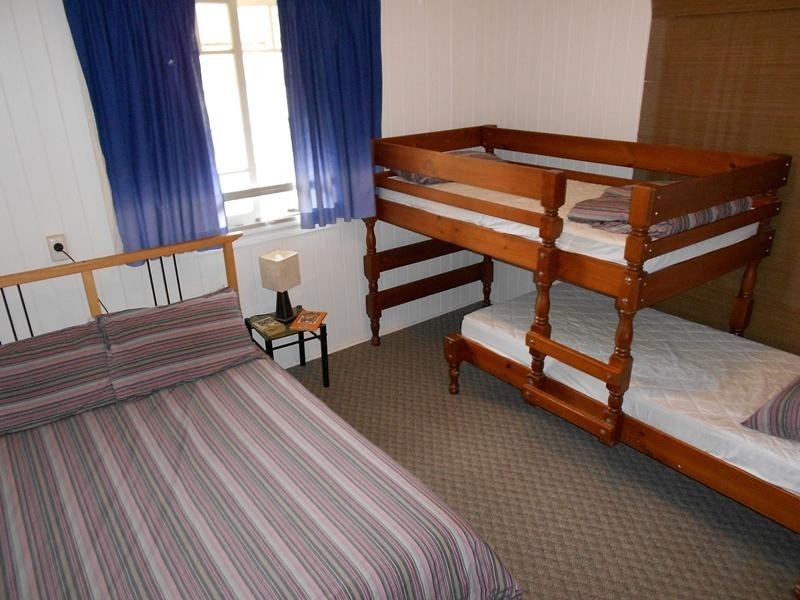 1 King Street, Somerset Dam QLD 4312