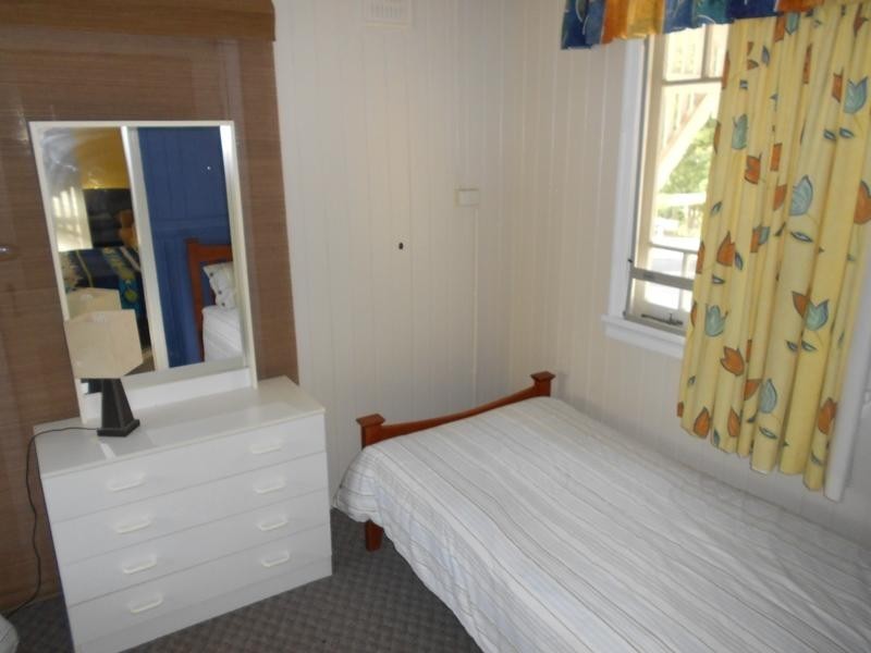 1 King Street, Somerset Dam QLD 4312