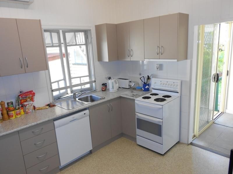 1 King Street, Somerset Dam QLD 4312