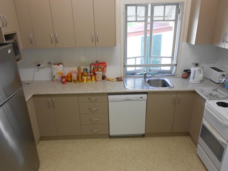 1 King Street, Somerset Dam QLD 4312