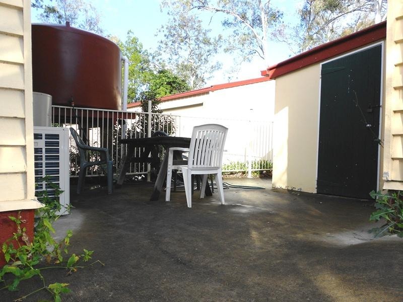 1 King Street, Somerset Dam QLD 4312