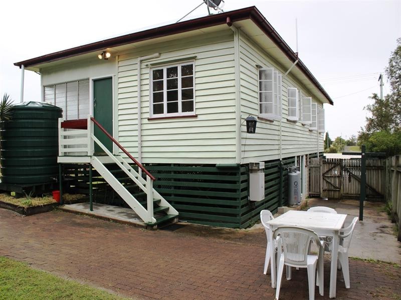 60 Dingyarra Street, Toogoolawah QLD 4313