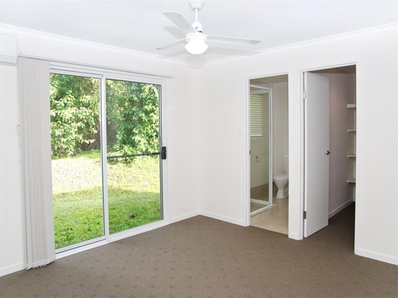 8/13 First Avenue, Somerset Dam QLD 4312