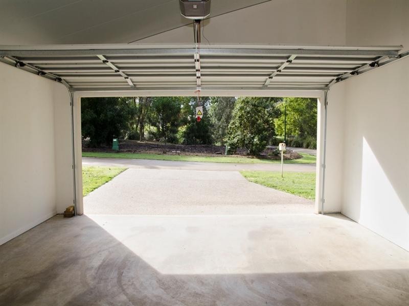 8/13 First Avenue, Somerset Dam QLD 4312