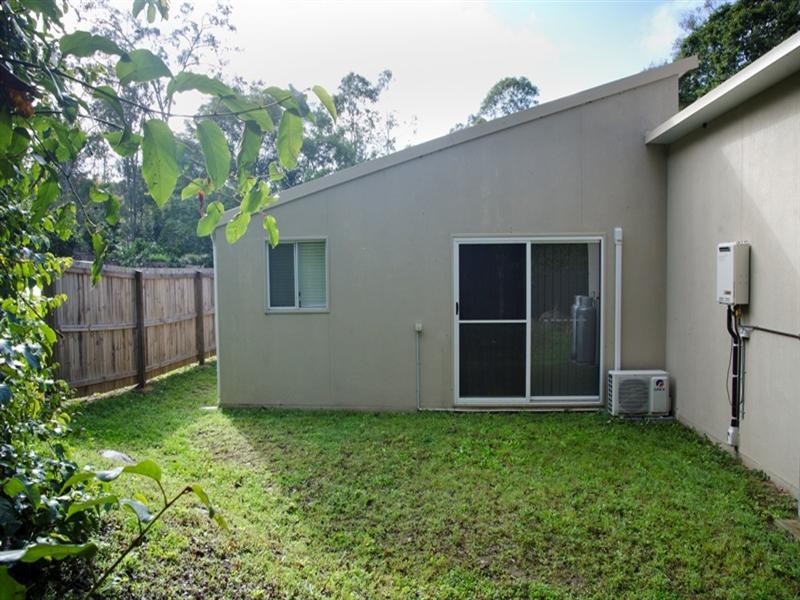 8/13 First Avenue, Somerset Dam QLD 4312