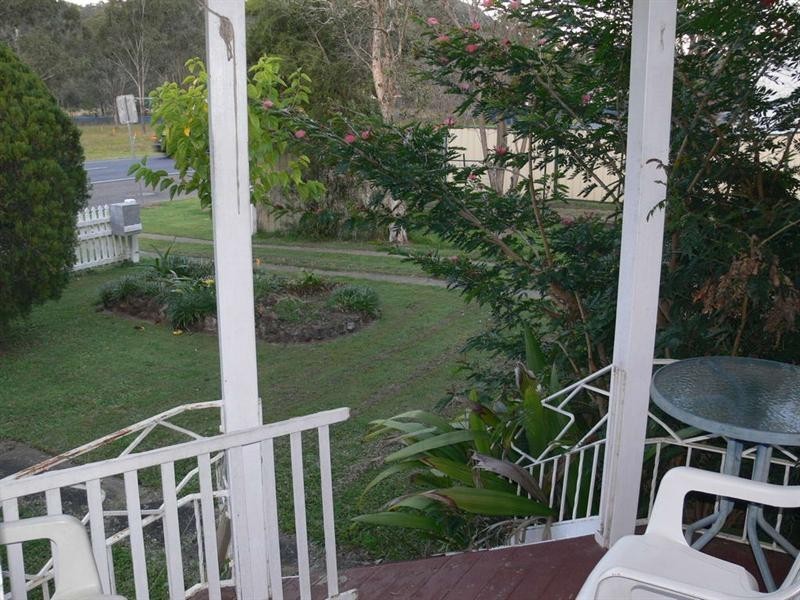 274 Ipswich Street, Esk QLD 4312