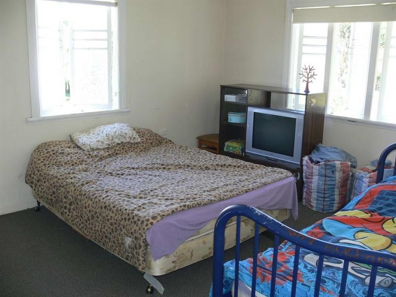 24 Short Street, Esk QLD 4312