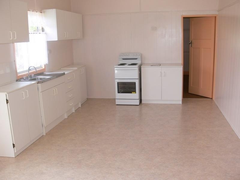 5 Kelly Court, Esk QLD 4312