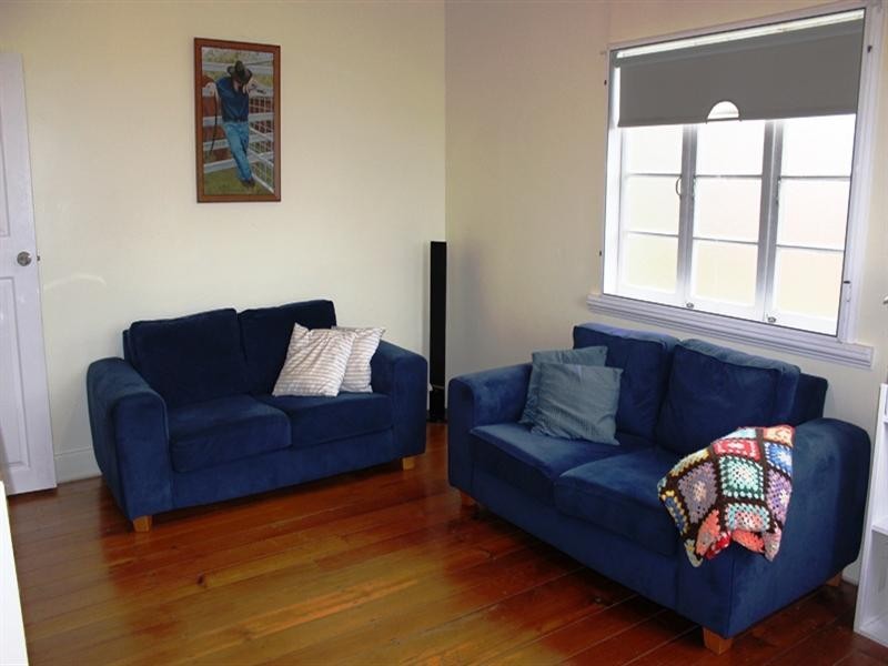 60 Dingyarra Street, Toogoolawah QLD 4313