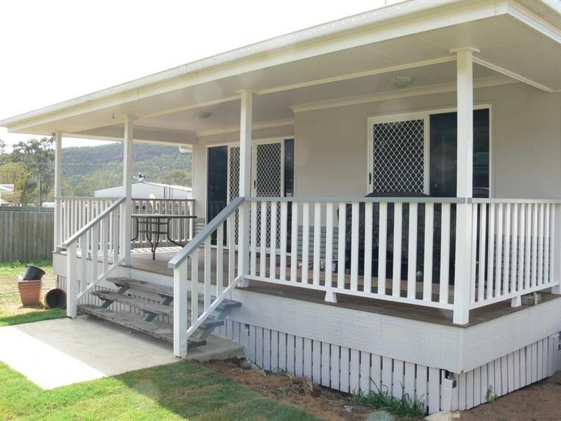 3 Edward Street, Esk QLD 4312