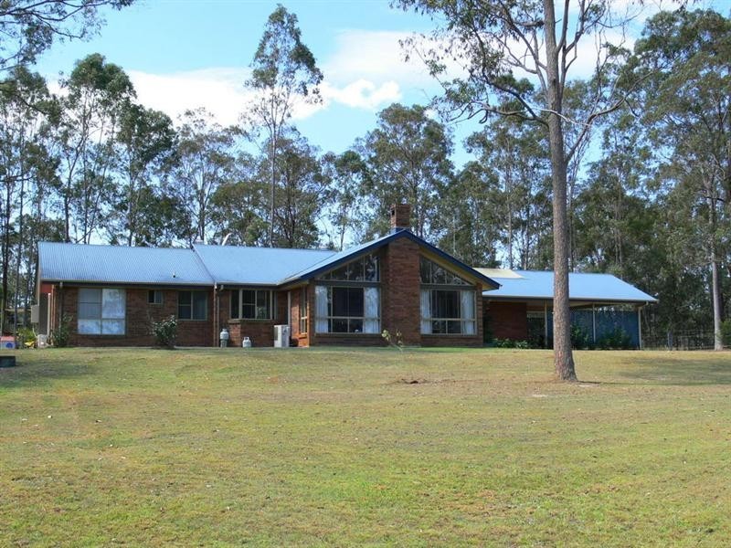 190 Edinburgh Drive, Mount Hallen QLD 4312