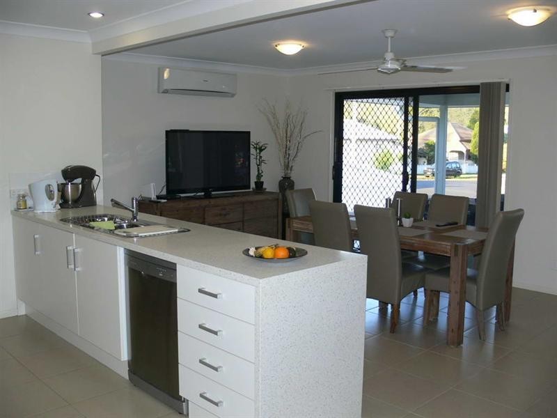 27 Edward Street, Esk QLD 4312