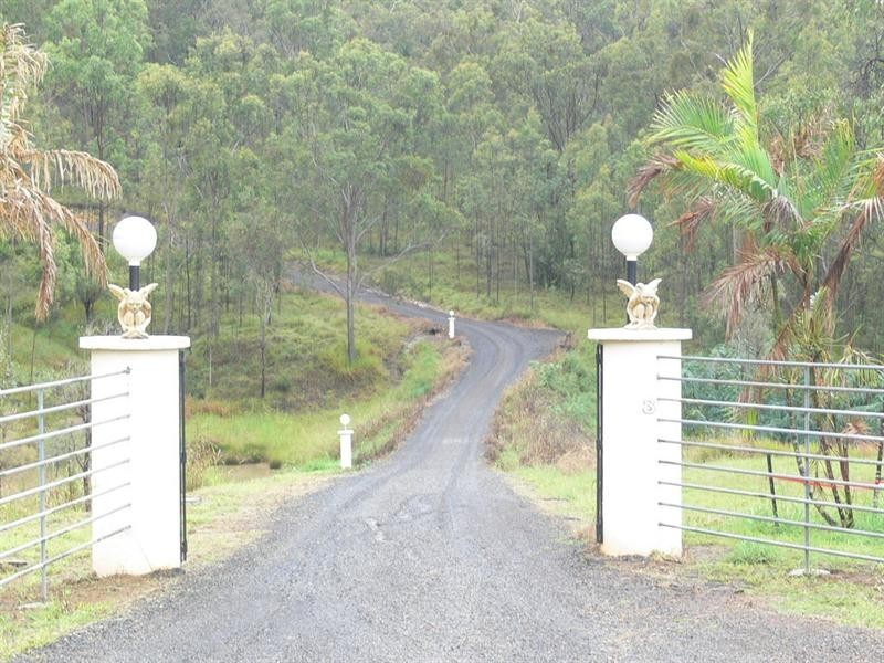 3 Chaille Road, Esk QLD 4312