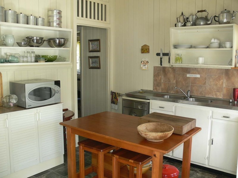 65 Ipswich Street, Esk QLD 4312