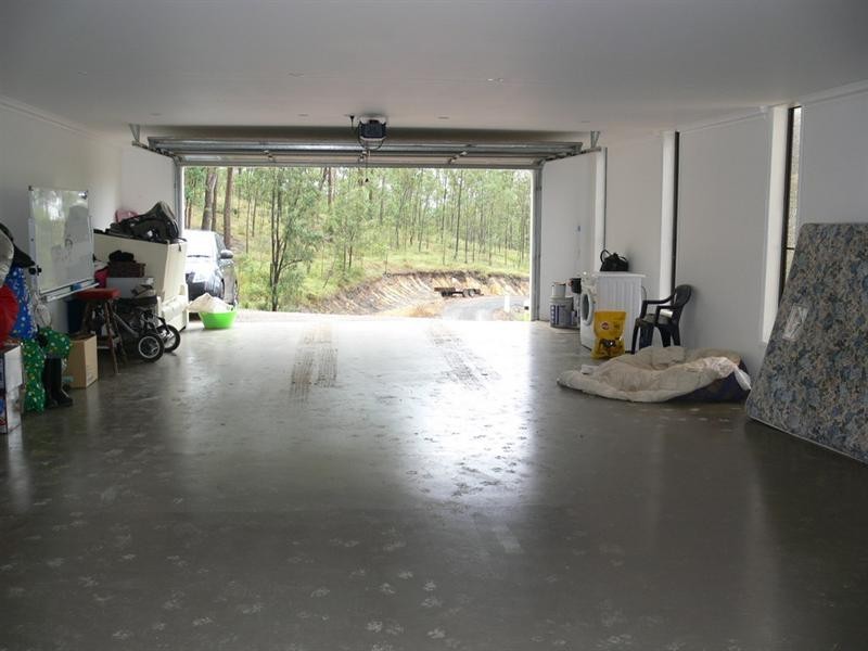 3 Chaille Road, Esk QLD 4312