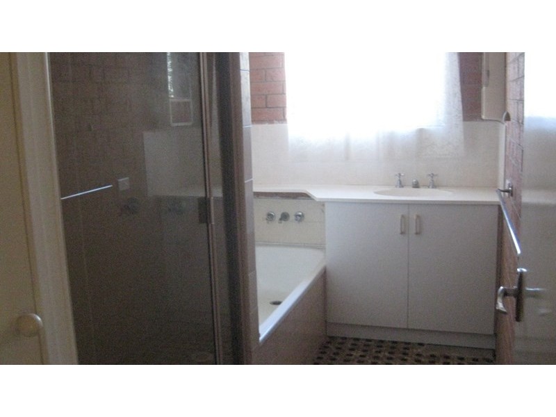 Unit 1/130 Ipswich Street, Esk QLD 4312