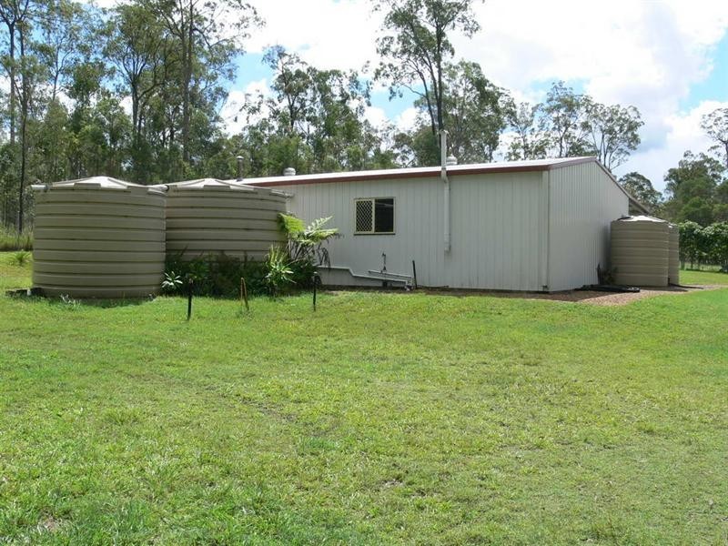 132 Windsor Drive, Mount Hallen QLD 4312