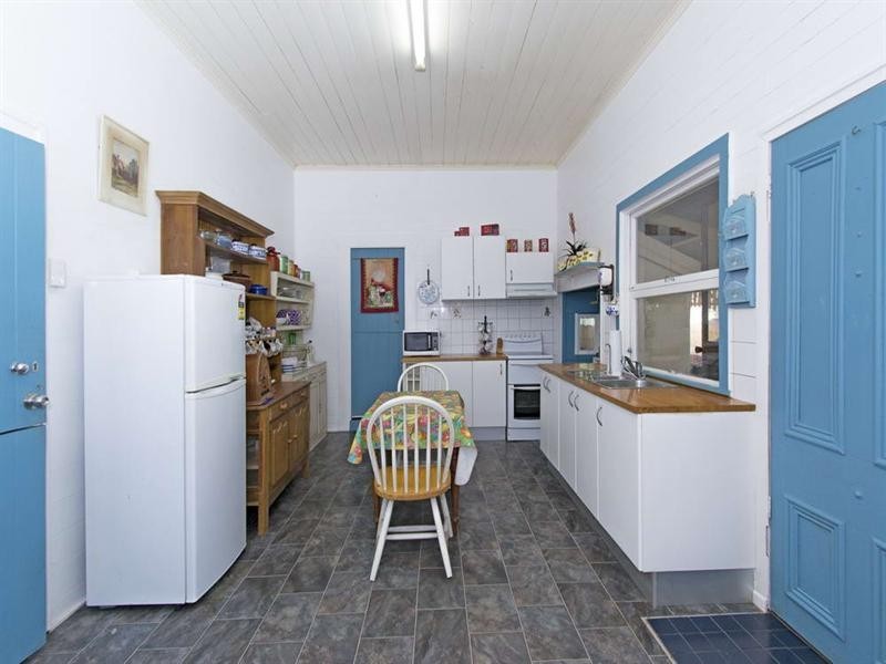 11 Richard Street, Esk QLD 4312