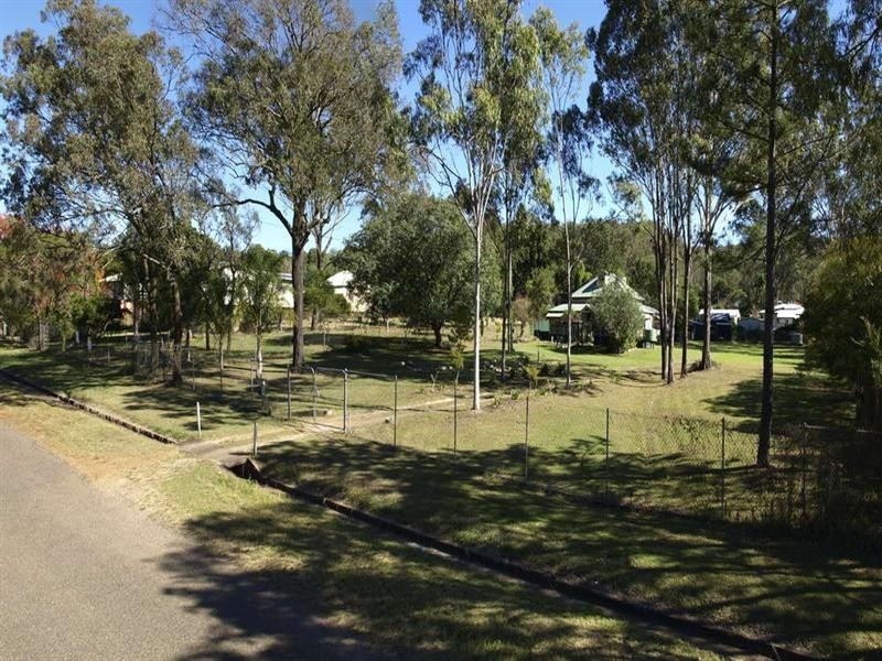 11 Richard Street, Esk QLD 4312