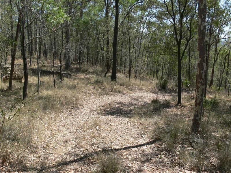 187 Pine Crescent, Esk QLD 4312