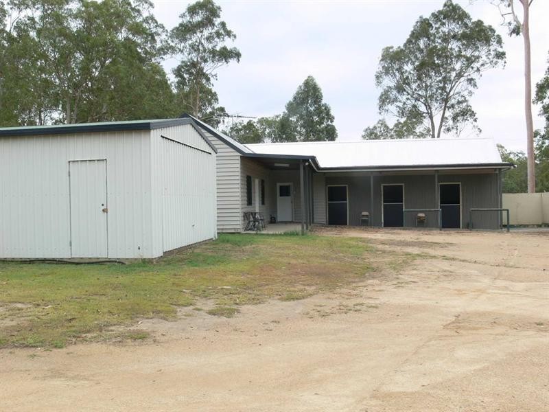 144 Edinburgh Drive, Mount Hallen QLD 4312