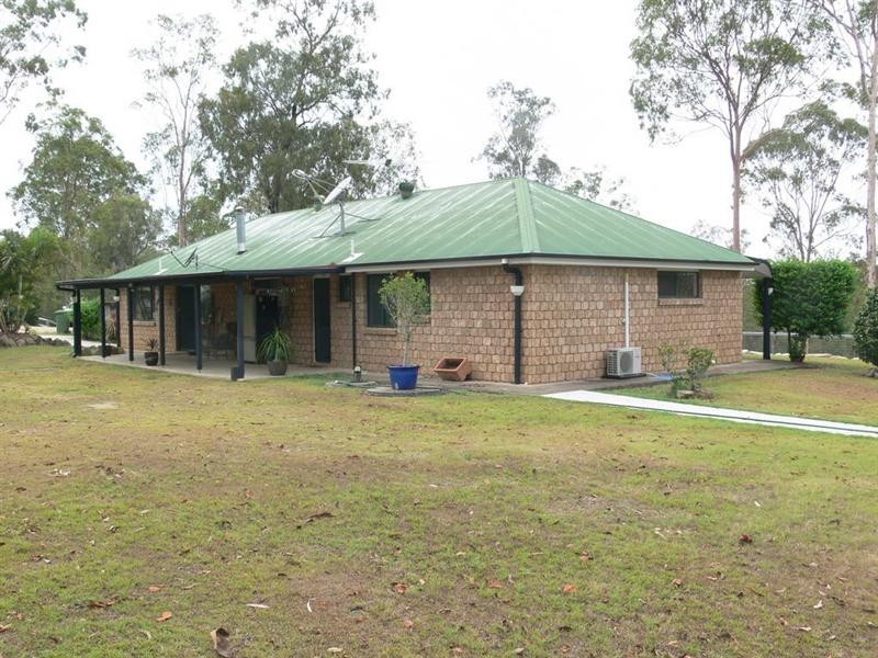 144 Edinburgh Drive, Mount Hallen QLD 4312