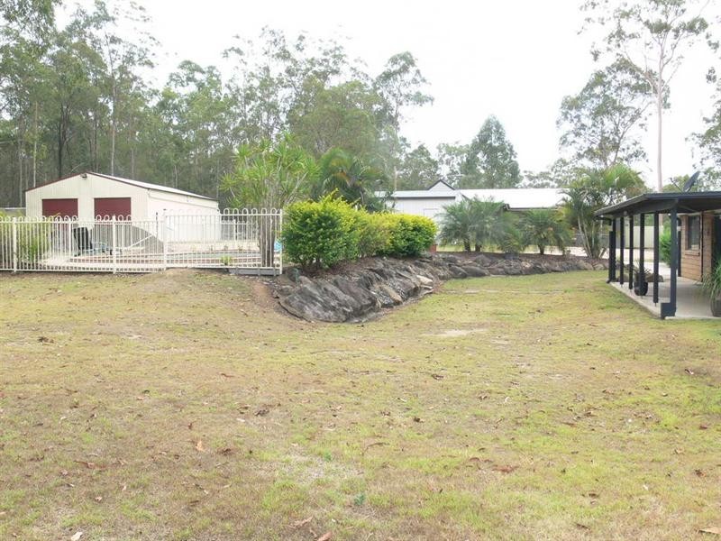 144 Edinburgh Drive, Mount Hallen QLD 4312