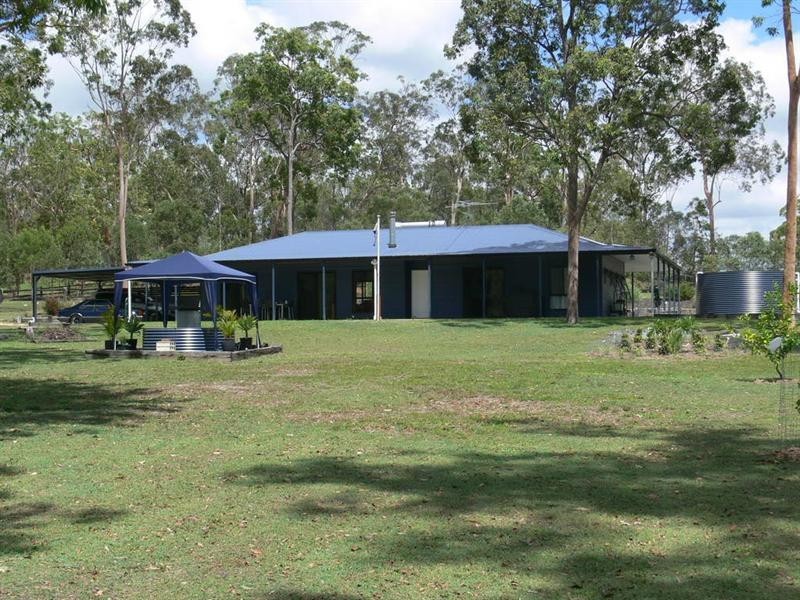 314 Edinburgh Drive, Mount Hallen QLD 4312