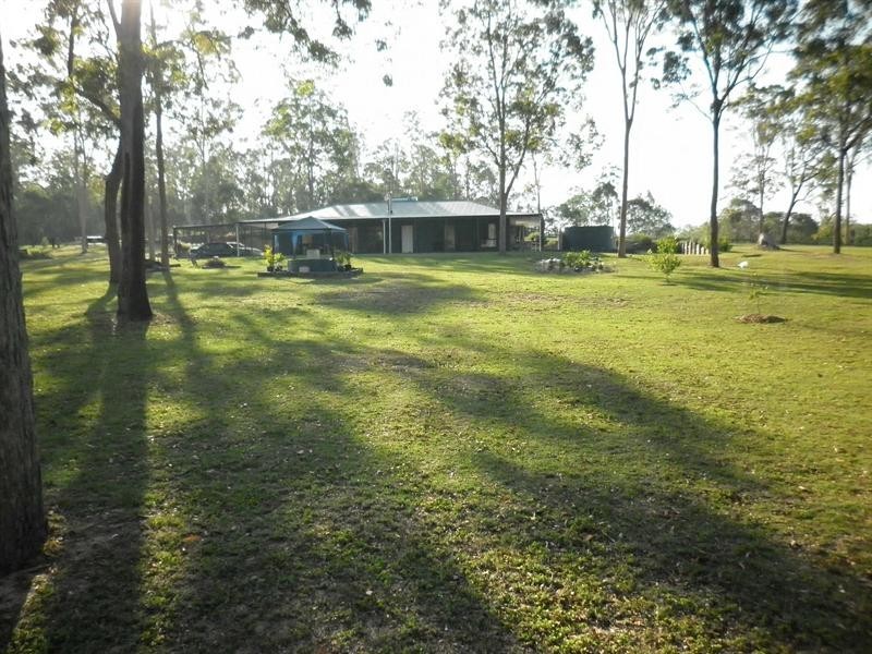 314 Edinburgh Drive, Mount Hallen QLD 4312