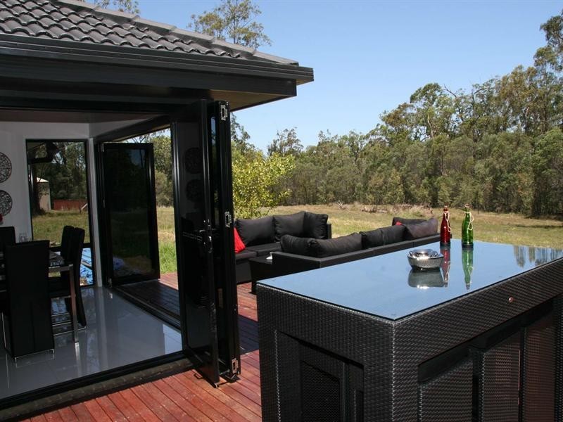 20 Essex Court, Mount Hallen QLD 4312