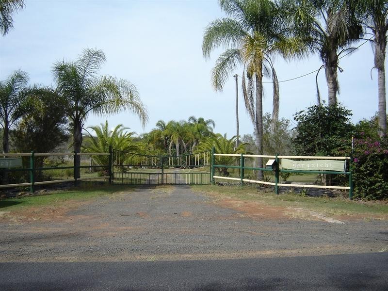 2684 Gatton Esk Road, Mount Hallen QLD 4312