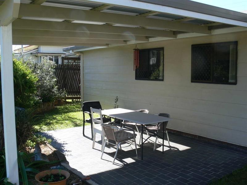 16 Adelaide Street, Esk QLD 4312