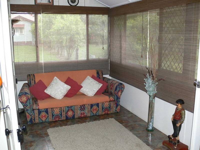 16 Creek Street, Esk QLD 4312