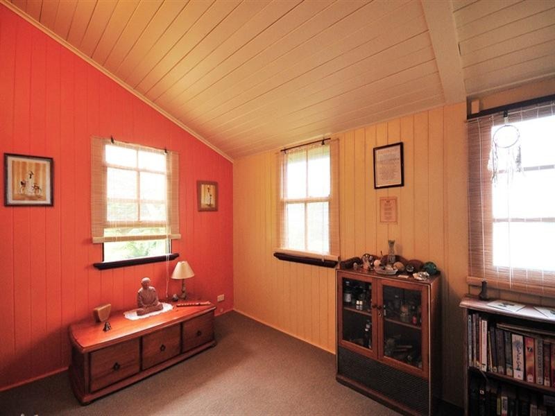 69 Highland Street, Esk QLD 4312