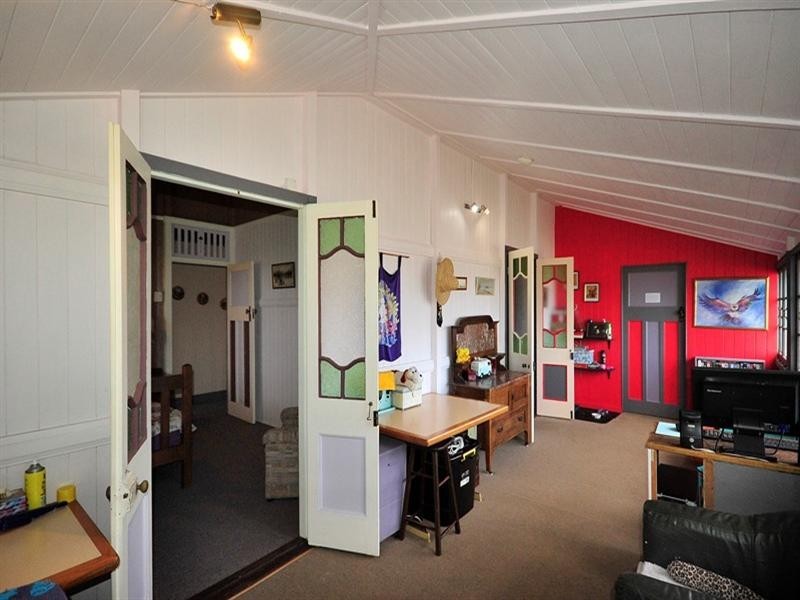 69 Highland Street, Esk QLD 4312