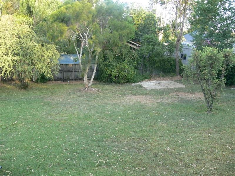 30 Richard Street, Esk QLD 4312