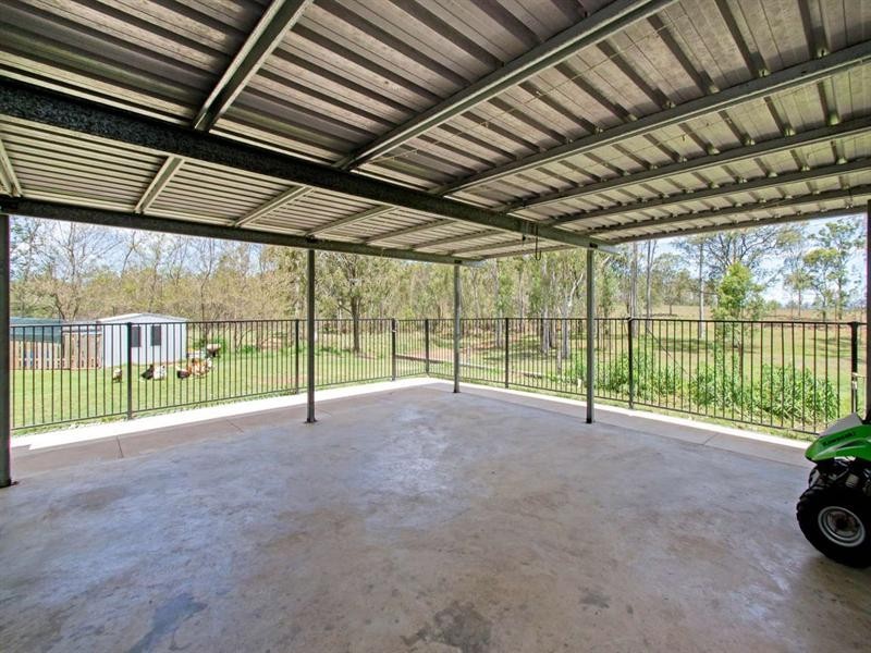 359 Willaura Drive, Mount Hallen QLD 4312