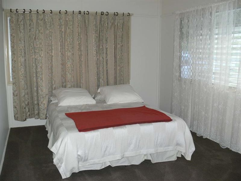 30 Richard Street, Esk QLD 4312