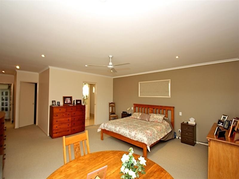 Wivenhoe Pocket QLD 4306