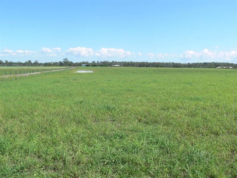 Wivenhoe Pocket QLD 4306