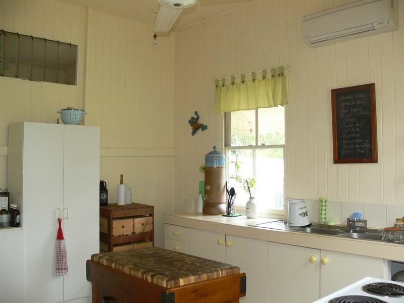 22 Barbour Street, Esk QLD 4312