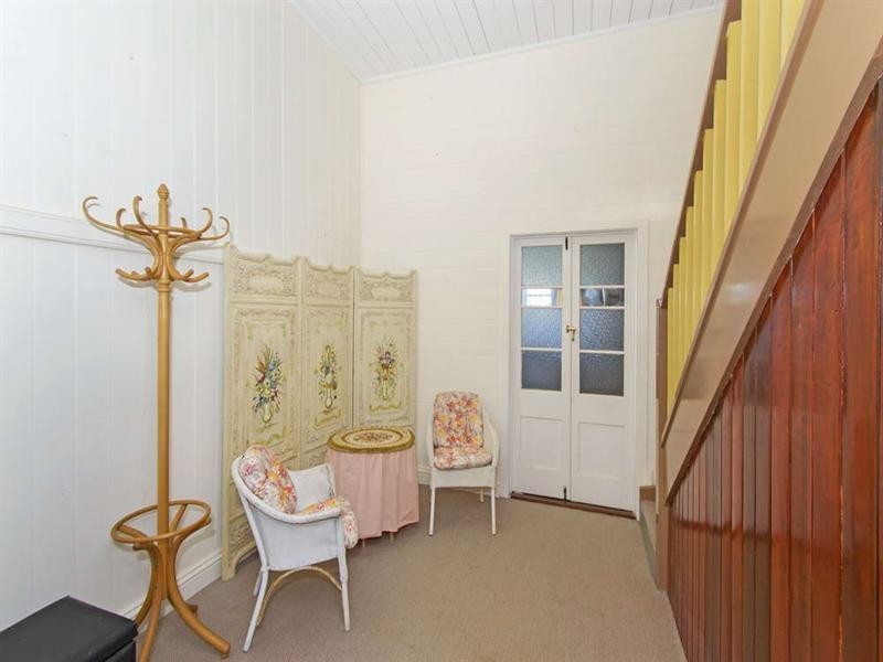 11 Richard Street, Esk QLD 4312