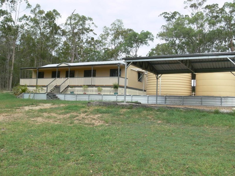 6 Balmoral Court, Mount Hallen QLD 4312