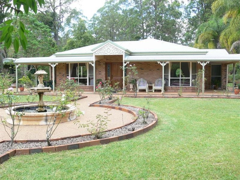 77 Brett Road, Blackbutt QLD 4306