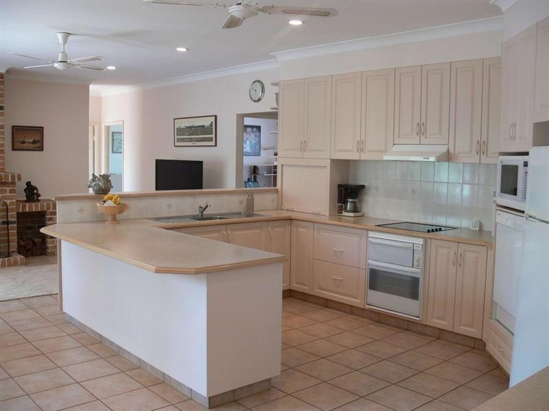 77 Brett Road, Blackbutt QLD 4306