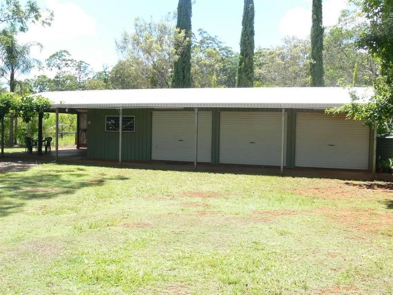 77 Brett Road, Blackbutt QLD 4306