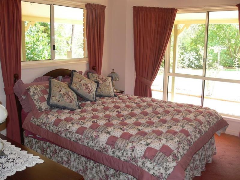 77 Brett Road, Blackbutt QLD 4306