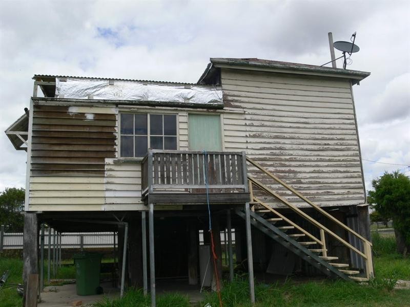 21 Dingyarra Street, Toogoolawah QLD 4313